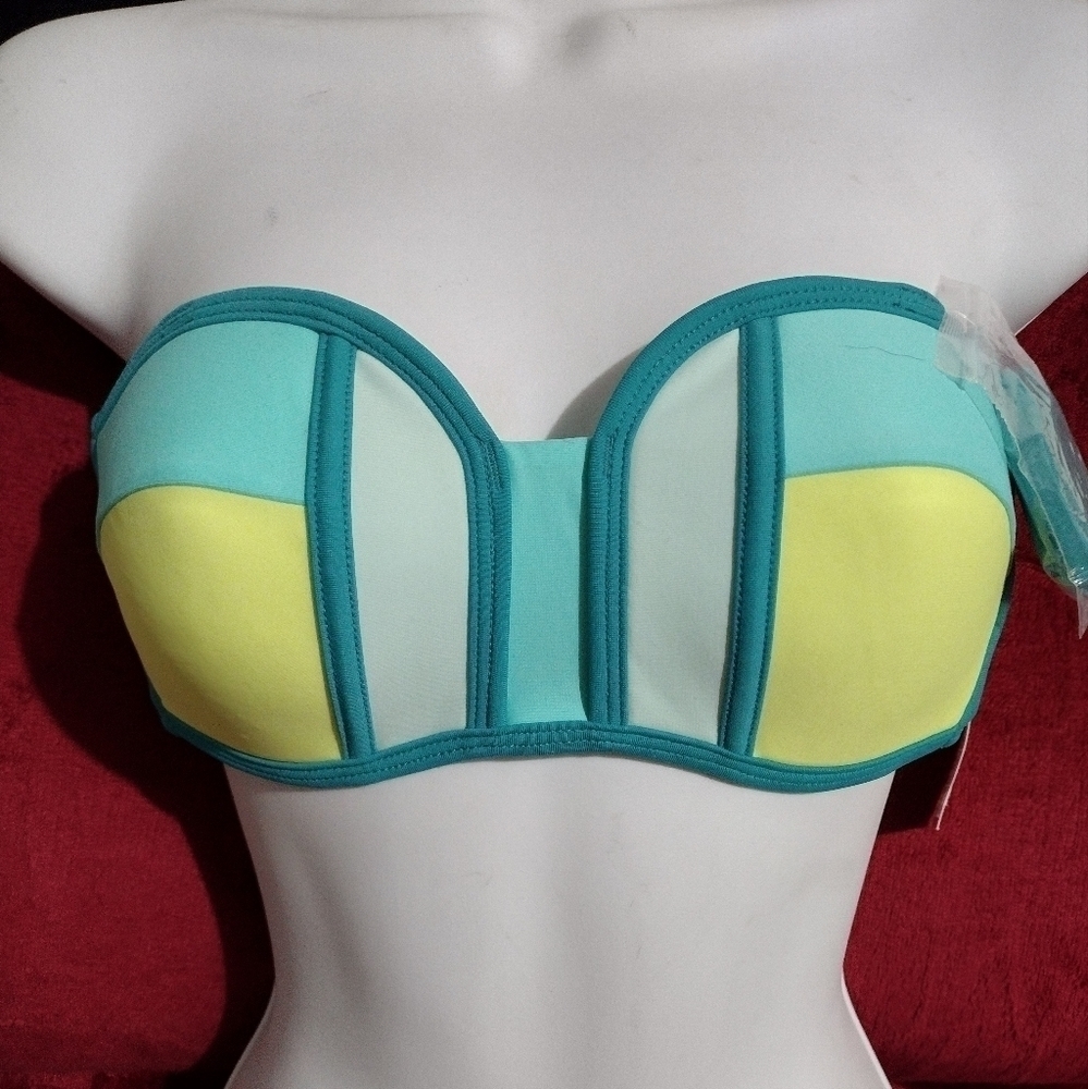 XHILARATION strapless‎ bikini top